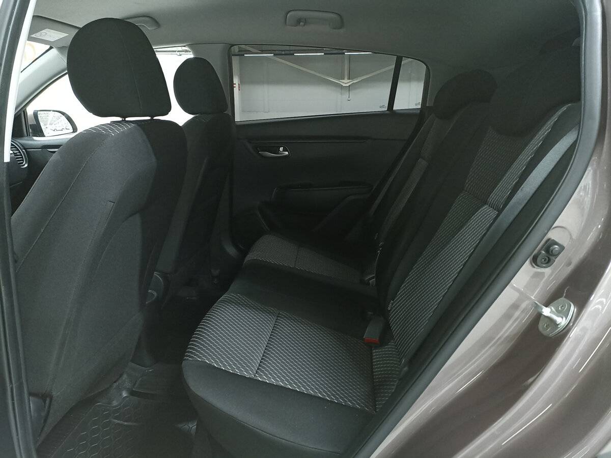 Купить Kia Rio с пробегом. Фото: #11