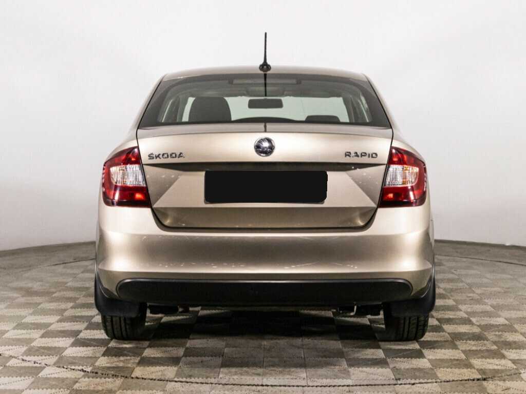 Купить Skoda Rapid с пробегом. Фото: #5