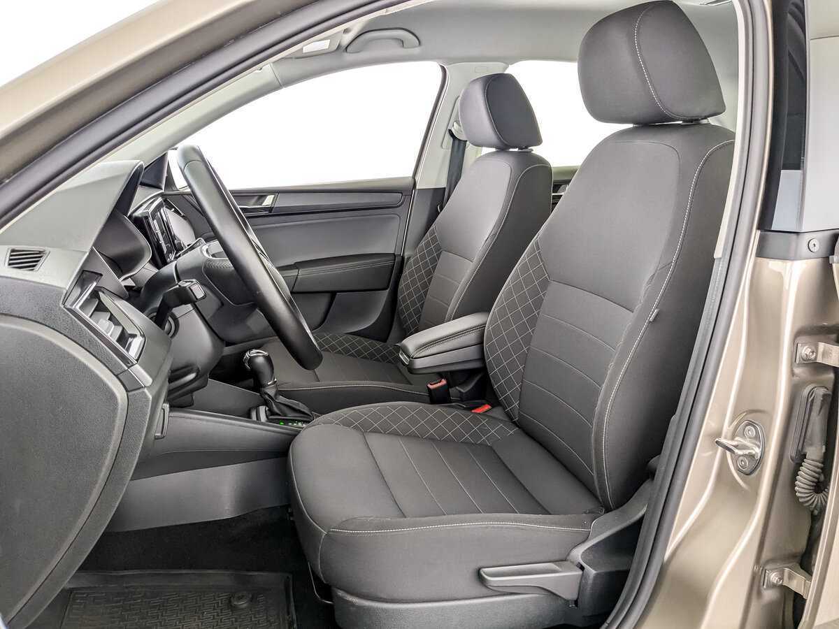 Купить Skoda Rapid с пробегом. Фото: #15