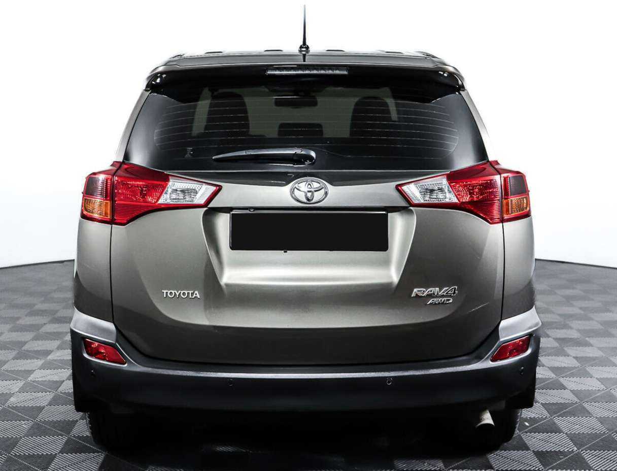 Купить Toyota RAV4 с пробегом. Фото: #4