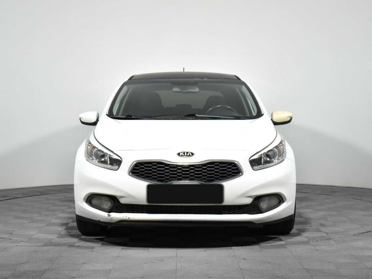 Купить Kia Ceed с пробегом. Фото: #1