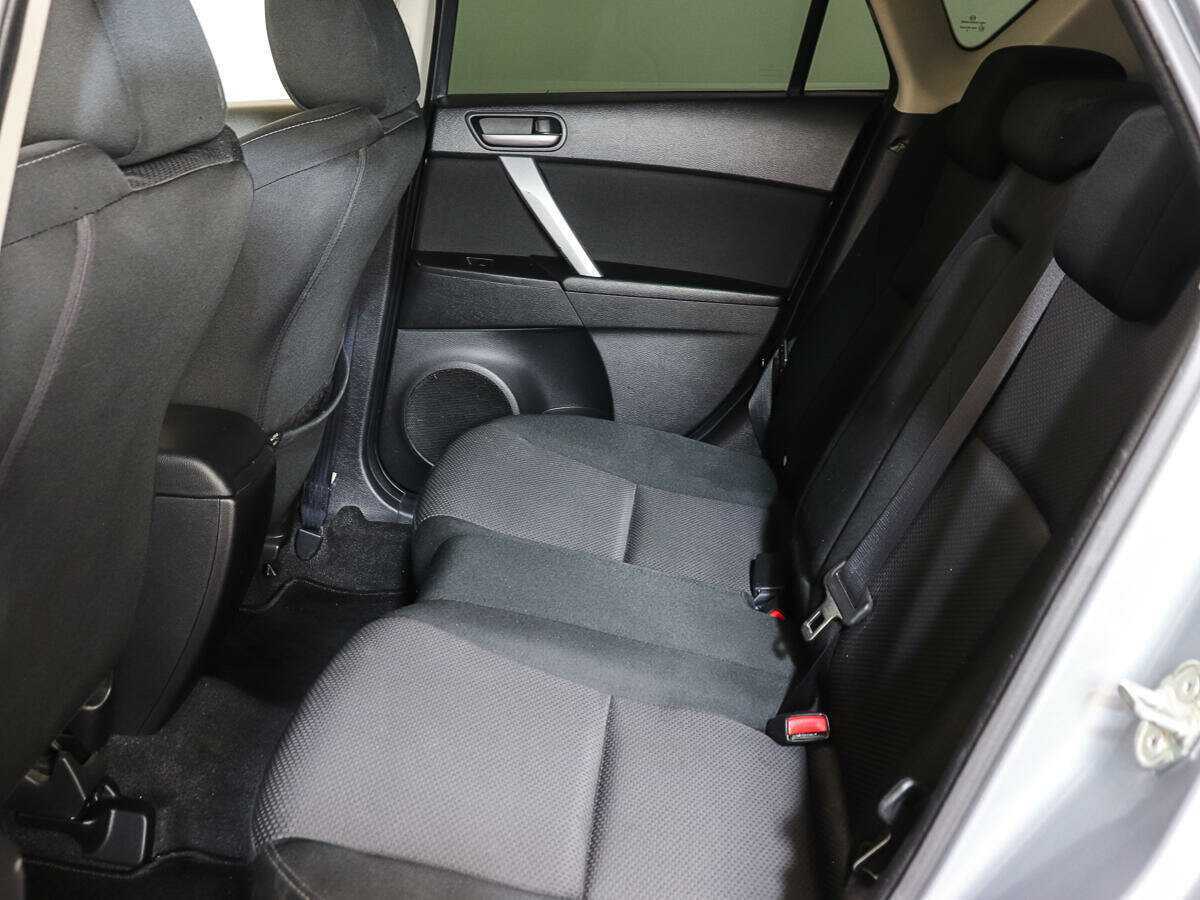 Купить Mazda 3 с пробегом. Фото: #8