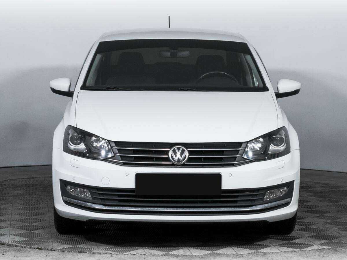 Купить Volkswagen Polo с пробегом. Фото: #1