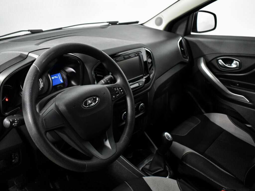 Купить Lada (ВАЗ) XRAY с пробегом. Фото: #8