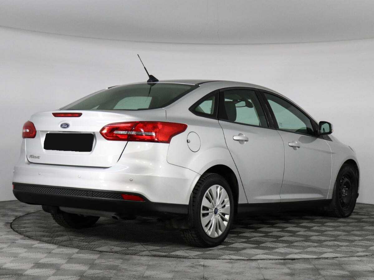 Купить Ford Focus с пробегом. Фото: #3