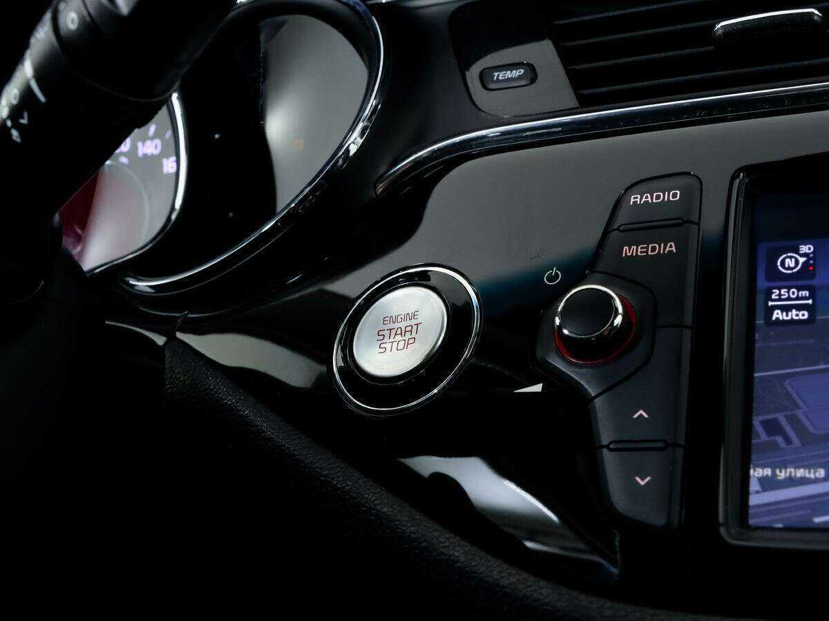 Купить Kia Ceed с пробегом. Фото: #11