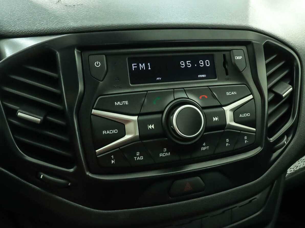 Купить Lada (ВАЗ) Vesta с пробегом. Фото: #12