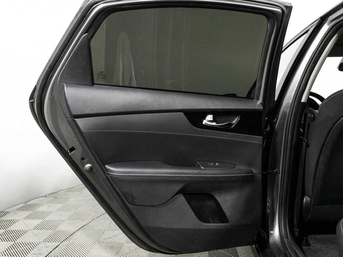 Купить Kia Cerato с пробегом. Фото: #25