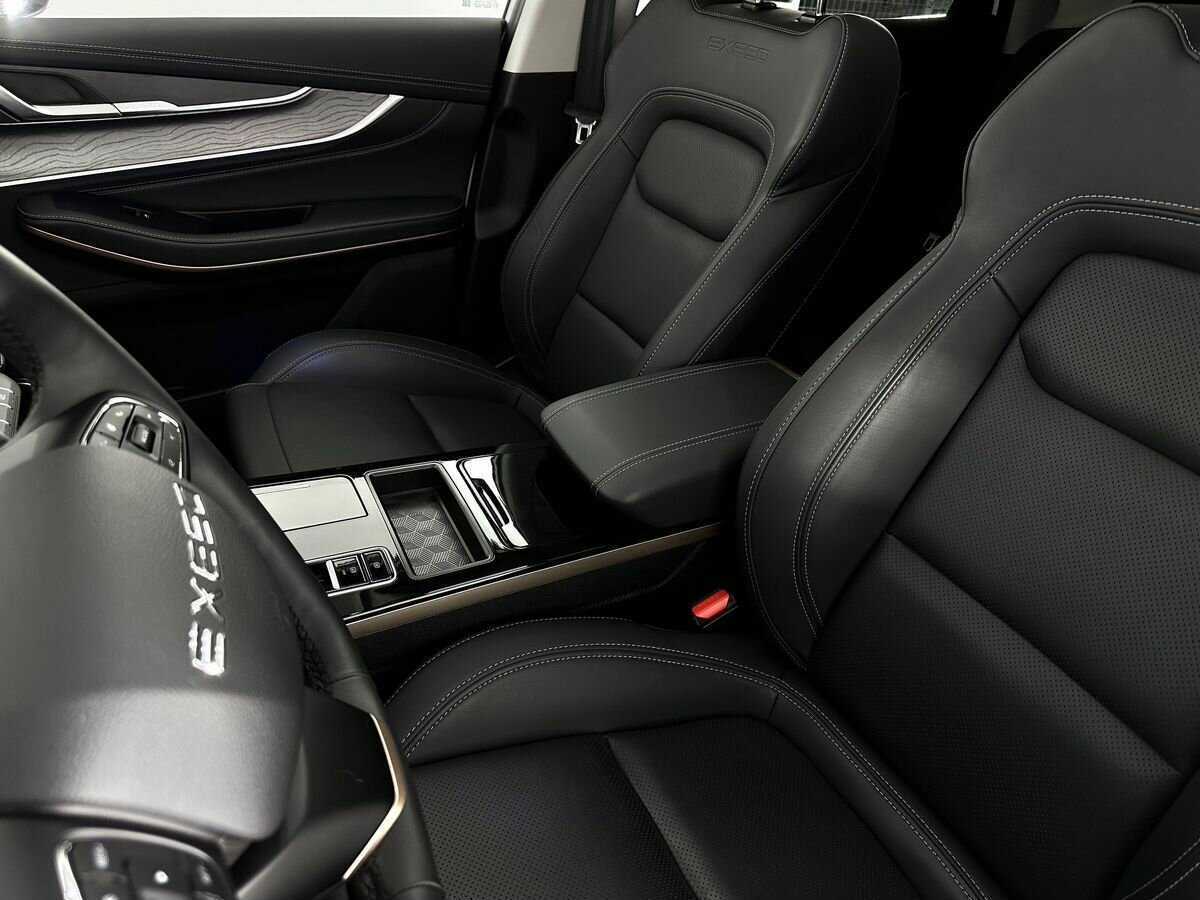 Купить EXEED LX с пробегом. Фото: #7