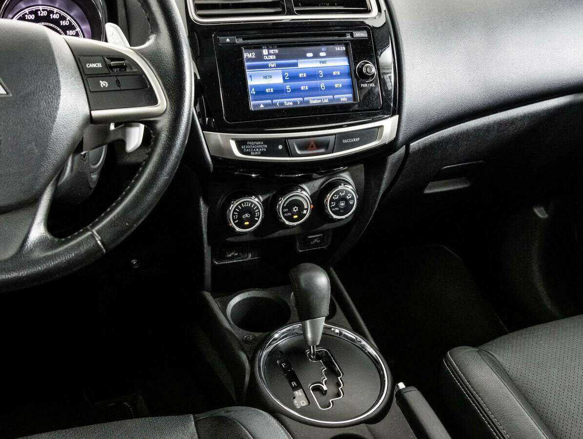 Купить Mitsubishi ASX с пробегом. Фото: #12