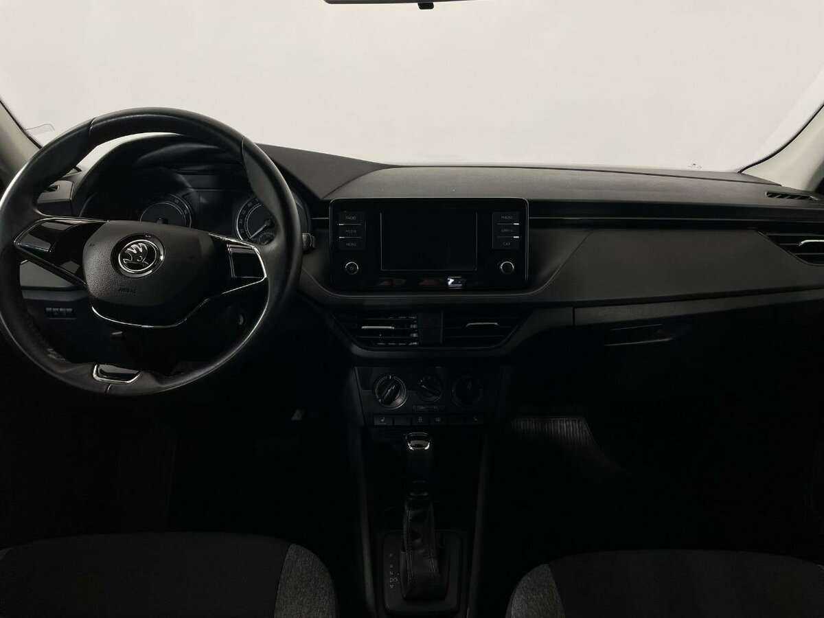 Купить Skoda Rapid с пробегом. Фото: #6