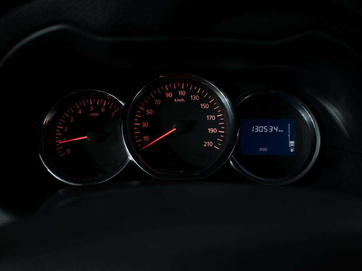 Купить Nissan Terrano с пробегом. Фото: #10