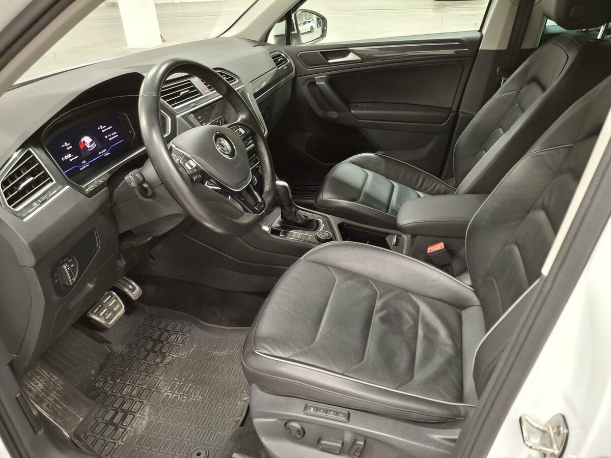 Купить Volkswagen Tiguan с пробегом. Фото: #14
