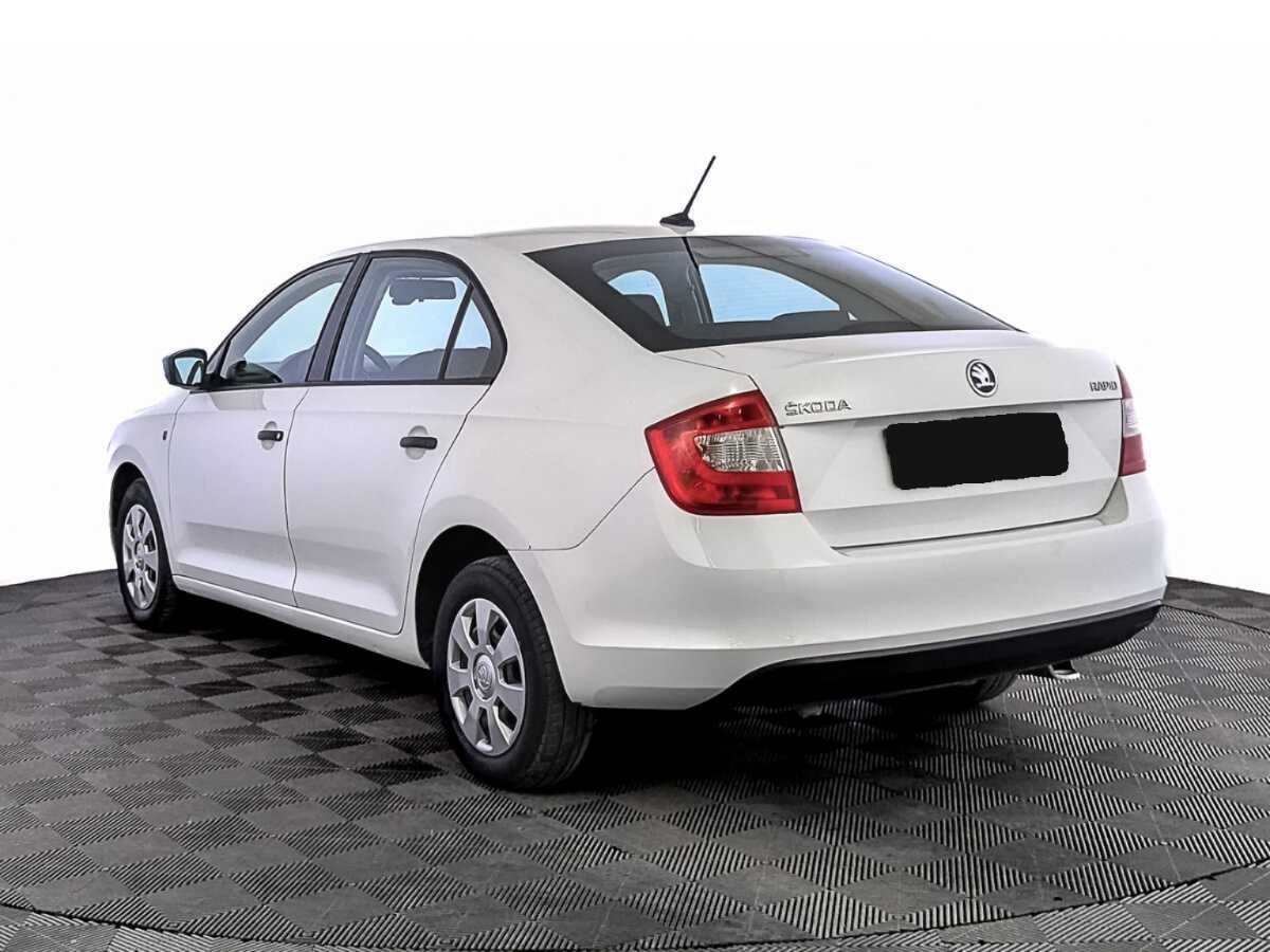 Купить Skoda Rapid с пробегом. Фото: #6