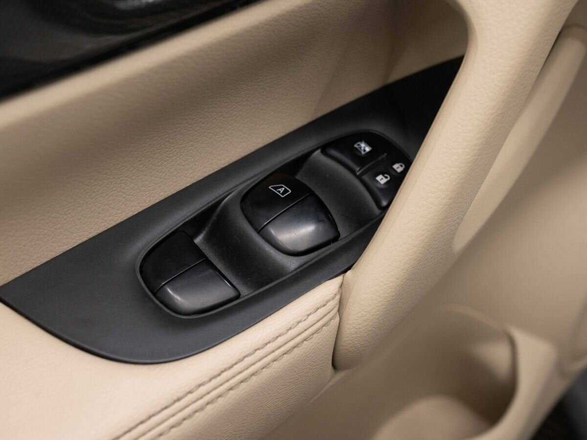 Купить Nissan X-Trail с пробегом. Фото: #19