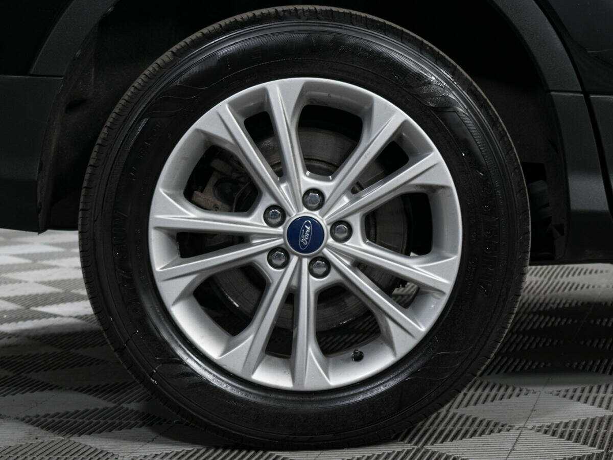 Купить Ford Kuga с пробегом. Фото: #21