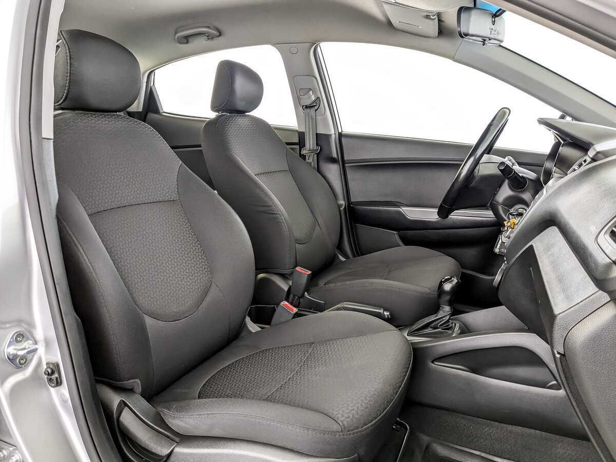 Купить Kia Rio с пробегом. Фото: #18