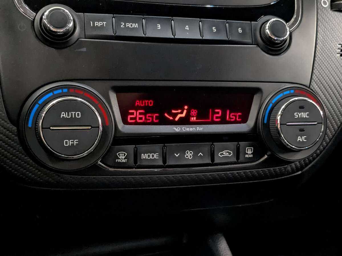 Купить Kia Cerato с пробегом. Фото: #19