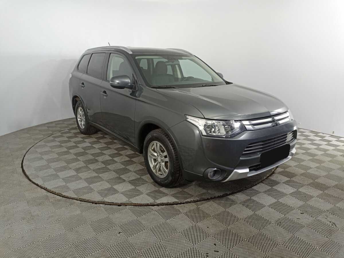 Купить Mitsubishi Outlander с пробегом. Фото: #2