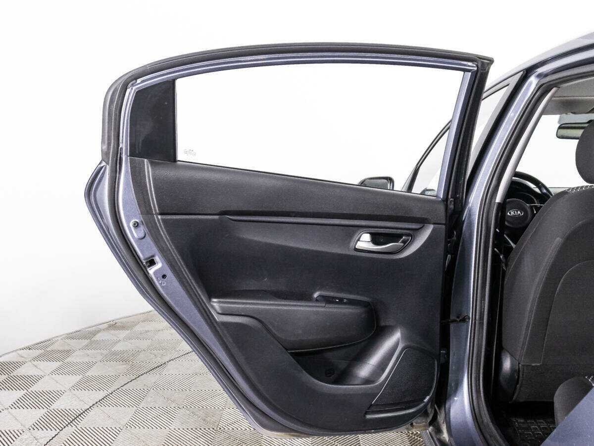 Купить Kia Rio с пробегом. Фото: #23