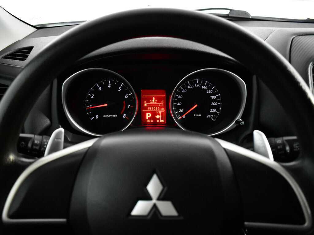 Купить Mitsubishi ASX с пробегом. Фото: #10
