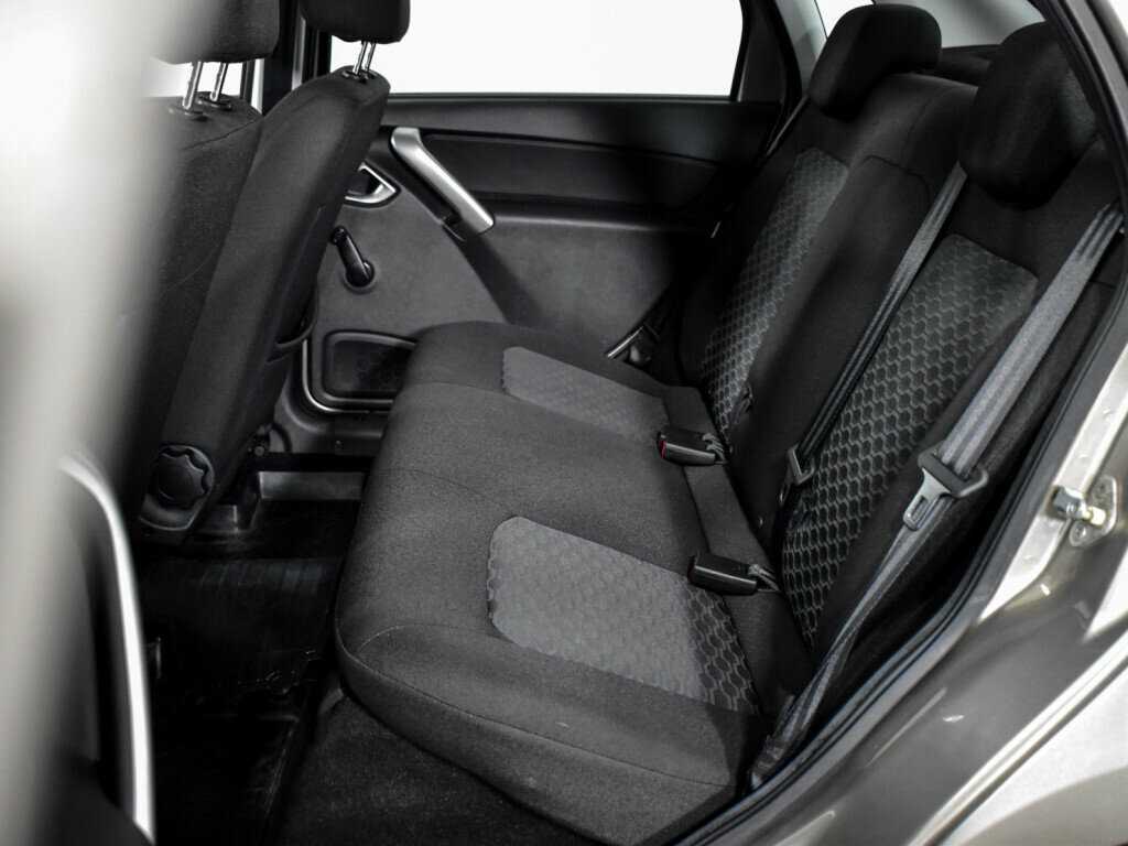 Купить Lada (ВАЗ) Granta с пробегом. Фото: #10