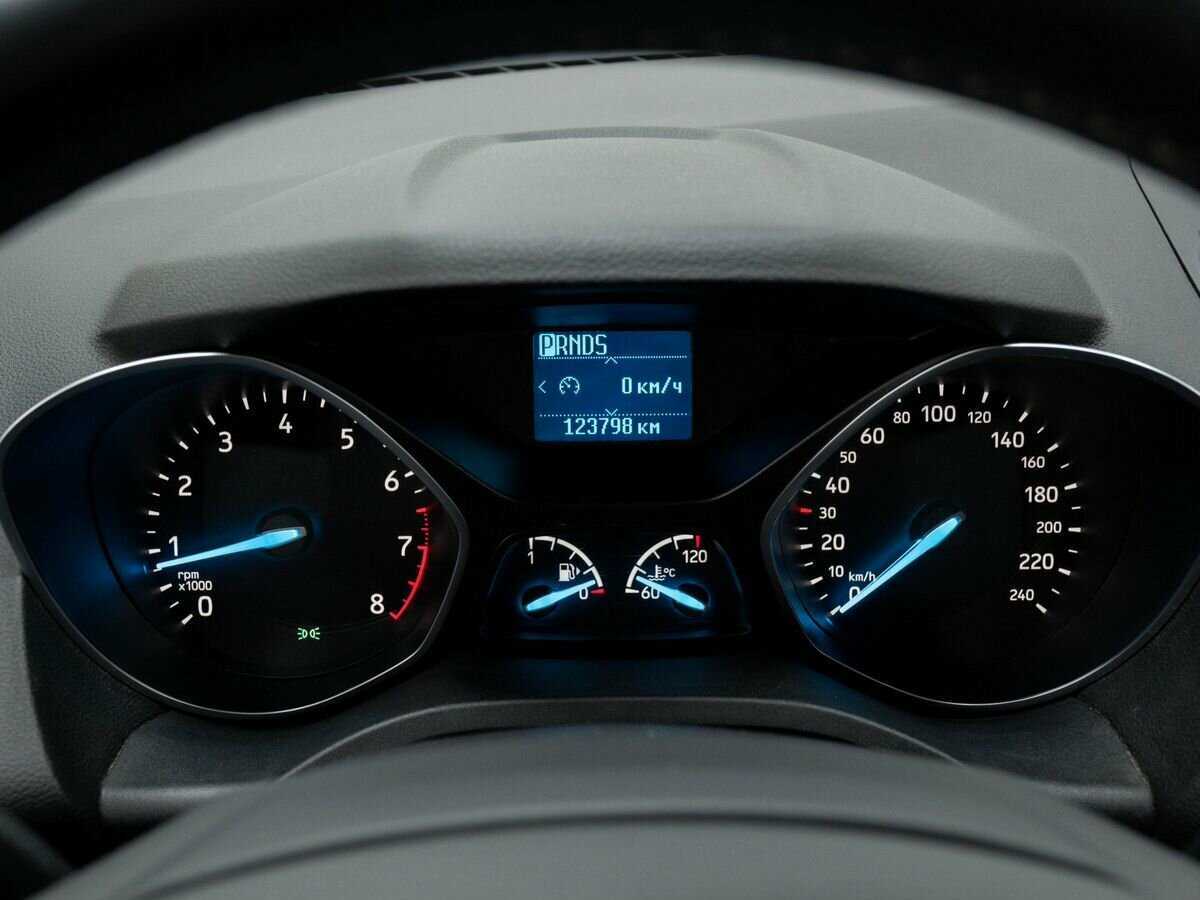 Купить Ford Kuga с пробегом. Фото: #19