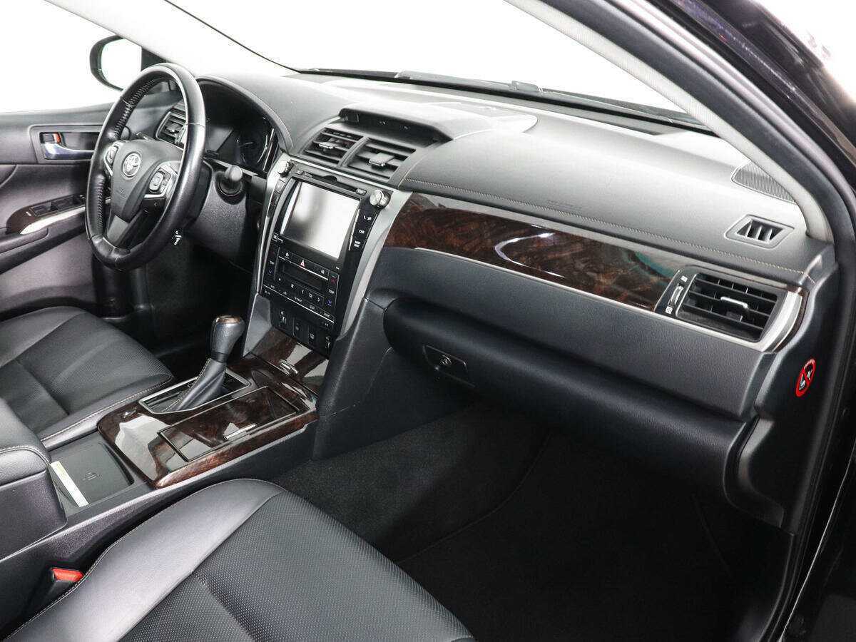 Купить Toyota Camry с пробегом. Фото: #9