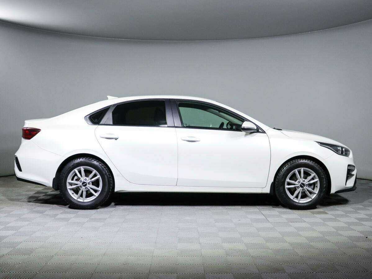 Купить Kia Cerato с пробегом. Фото: #3
