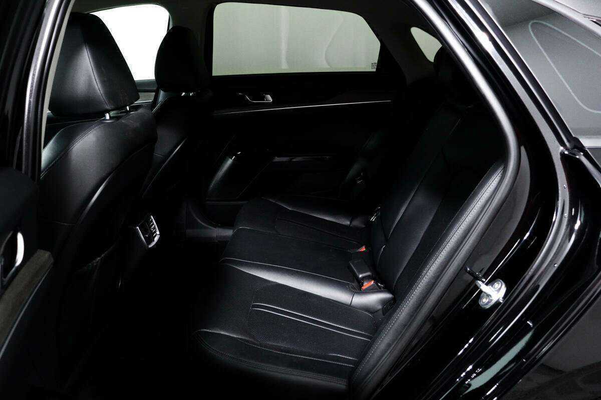 Купить Kia K5 с пробегом. Фото: #11