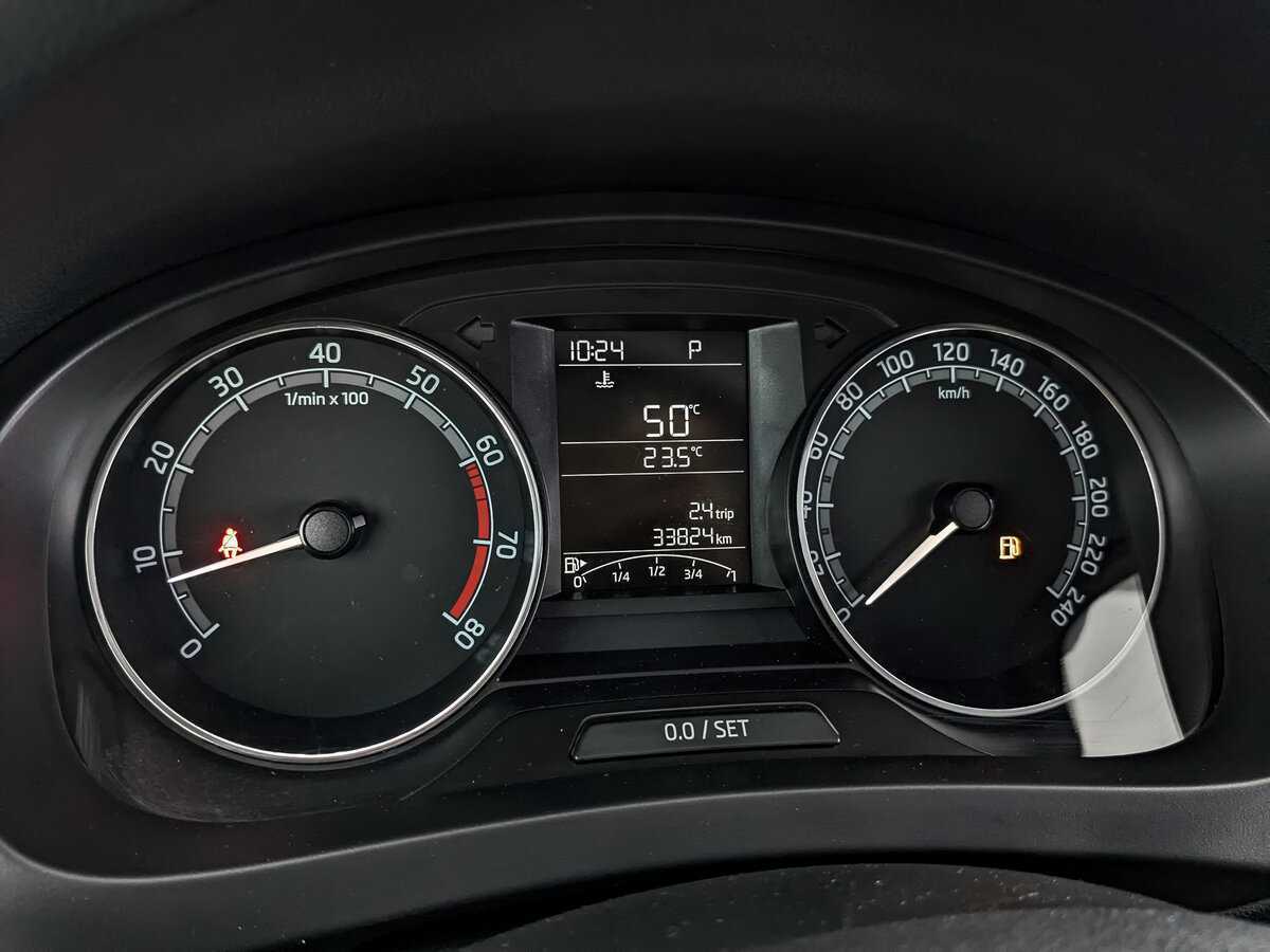 Купить Skoda Rapid с пробегом. Фото: #11