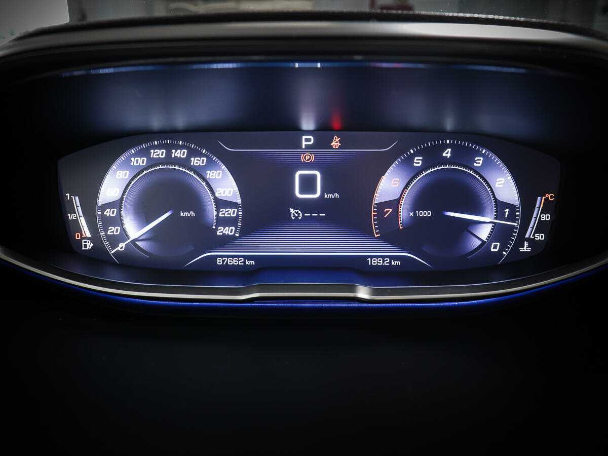 Купить Peugeot 3008 с пробегом. Фото: #13