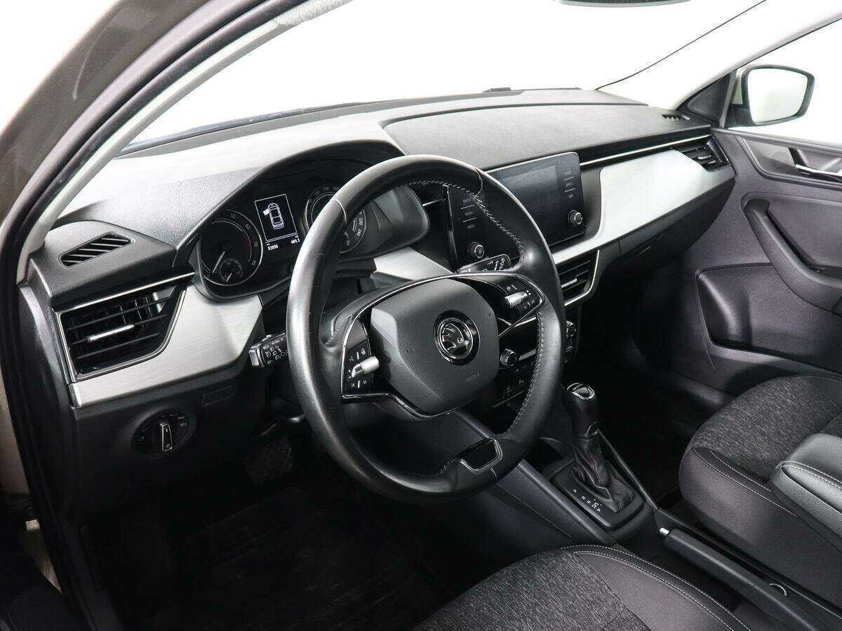 Купить Skoda Rapid с пробегом. Фото: #8