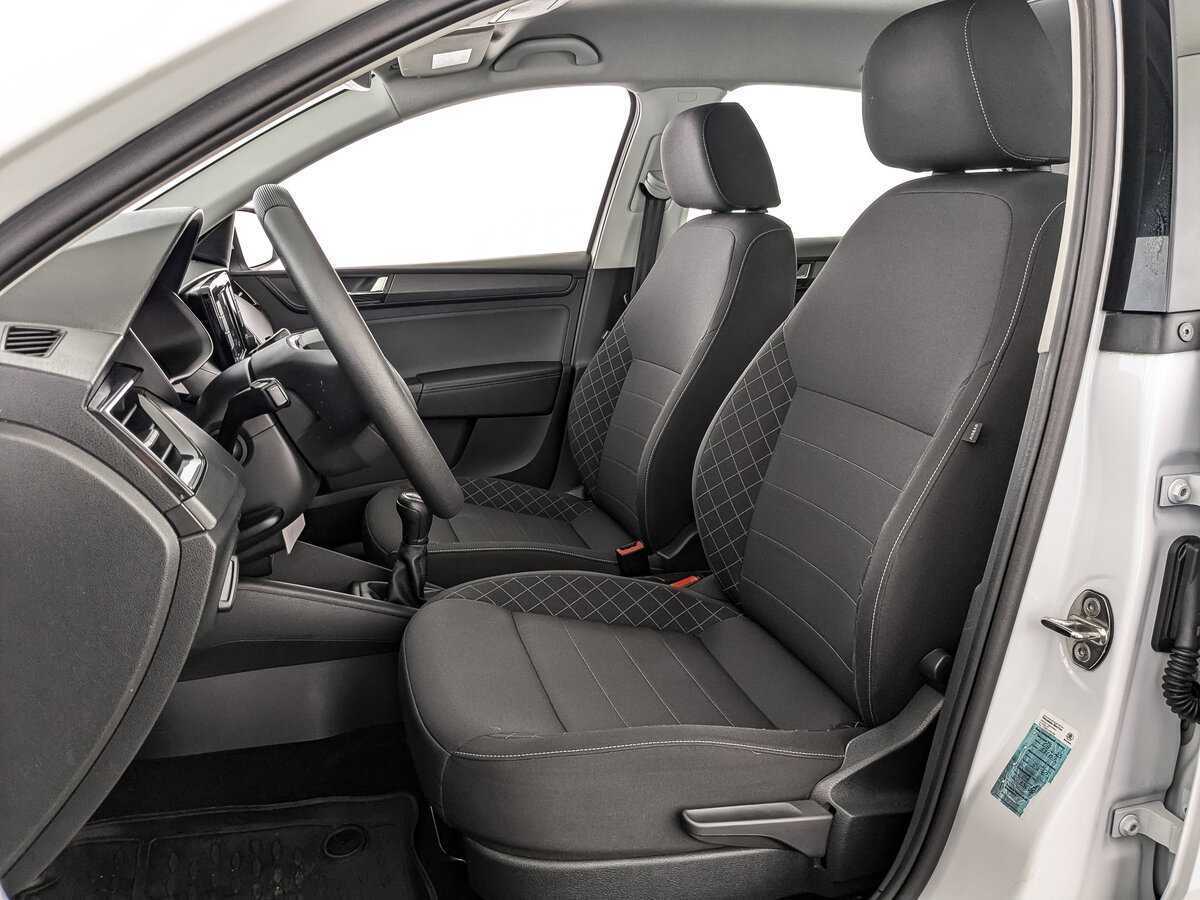 Купить Skoda Rapid с пробегом. Фото: #15
