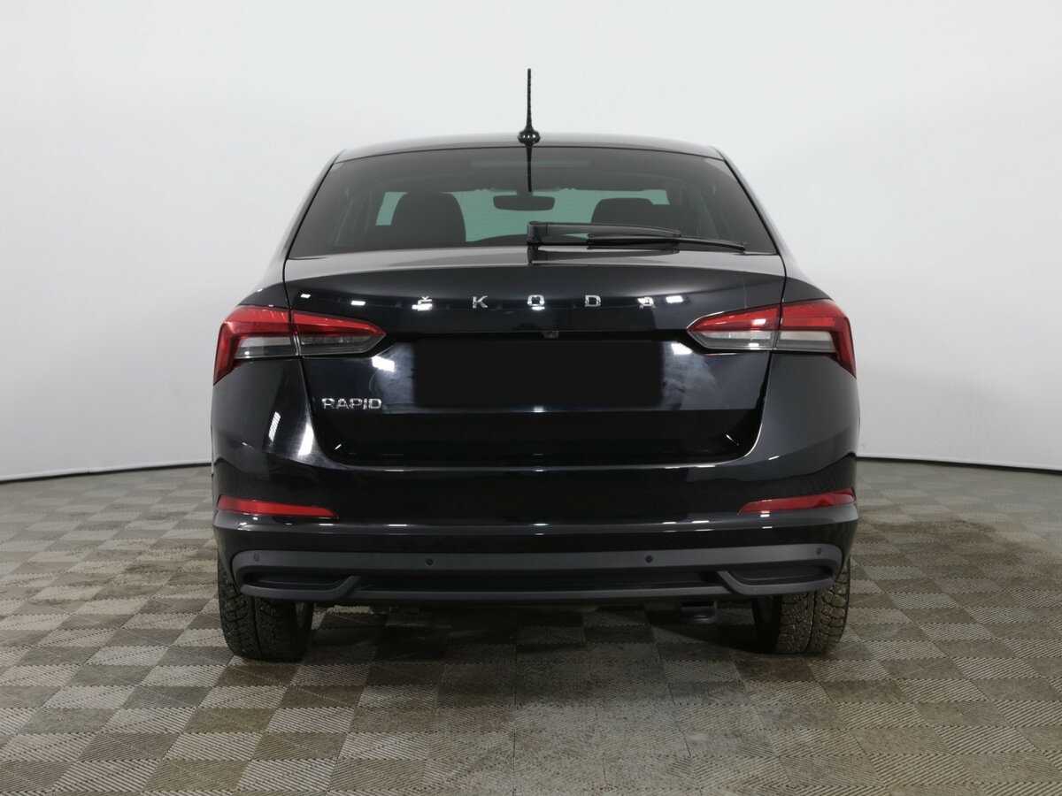 Купить Skoda Rapid с пробегом. Фото: #4
