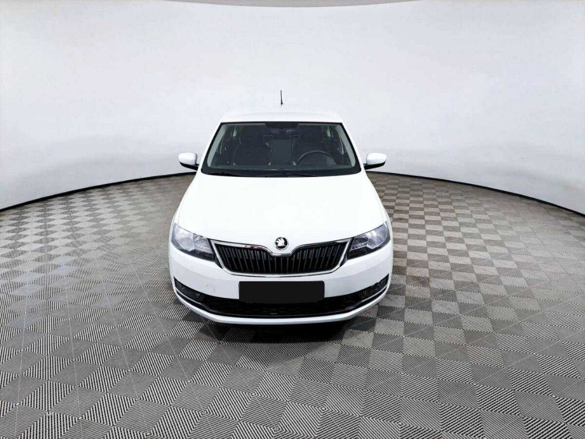 Купить Skoda Rapid с пробегом. Фото: #0
