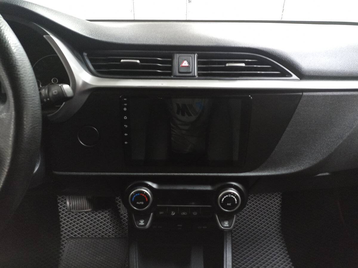 Купить Kia Rio с пробегом. Фото: #14