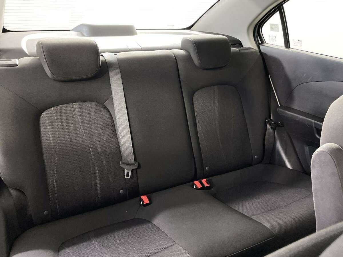 Купить Chevrolet Aveo с пробегом. Фото: #13