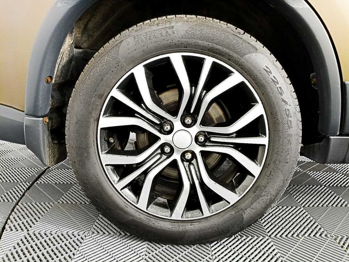 Купить Mitsubishi Outlander с пробегом. Фото: #16