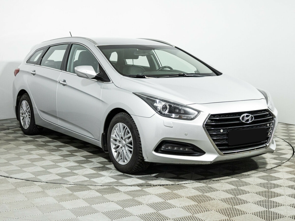 Купить Hyundai i40 с пробегом. Фото: #2
