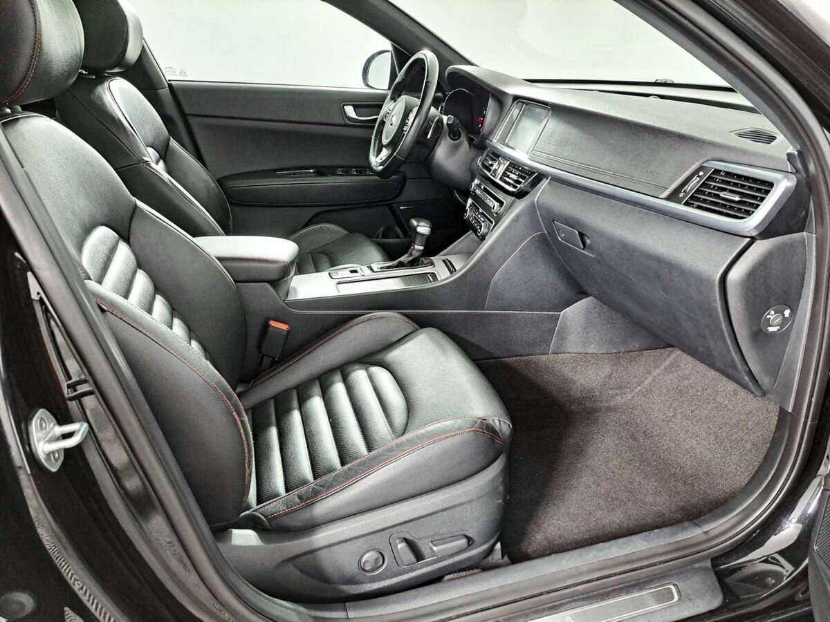 Купить Kia Optima с пробегом. Фото: #8