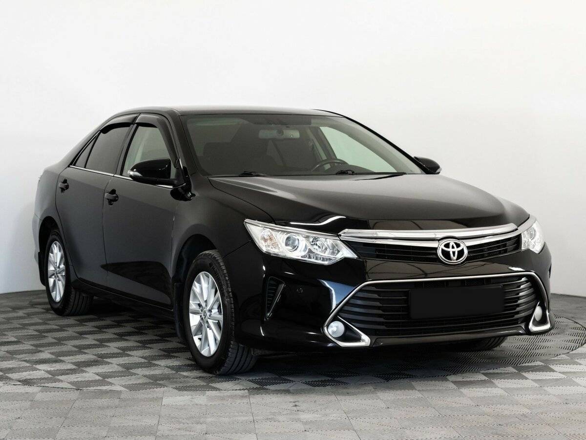Купить Toyota Camry с пробегом. Фото: #2