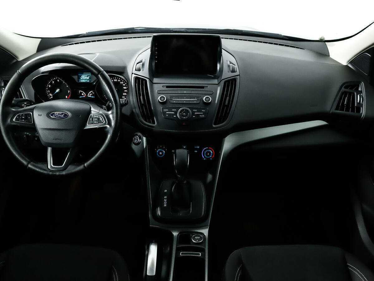Купить Ford Kuga с пробегом. Фото: #9