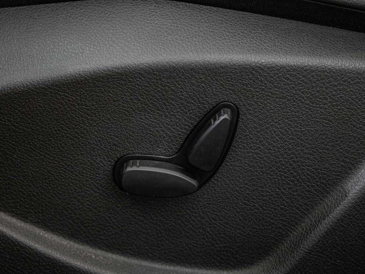 Купить Ford Focus с пробегом. Фото: #17