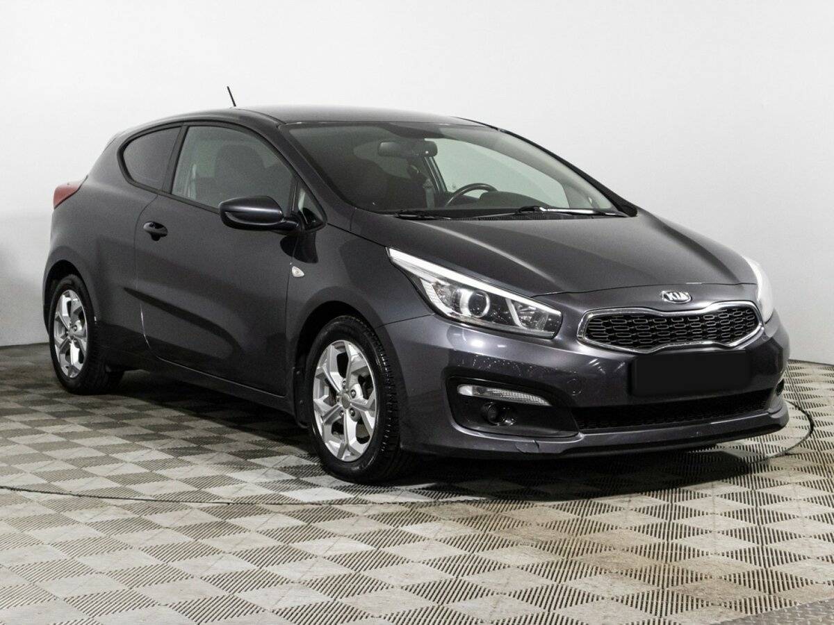 Купить Kia Ceed с пробегом. Фото: #2