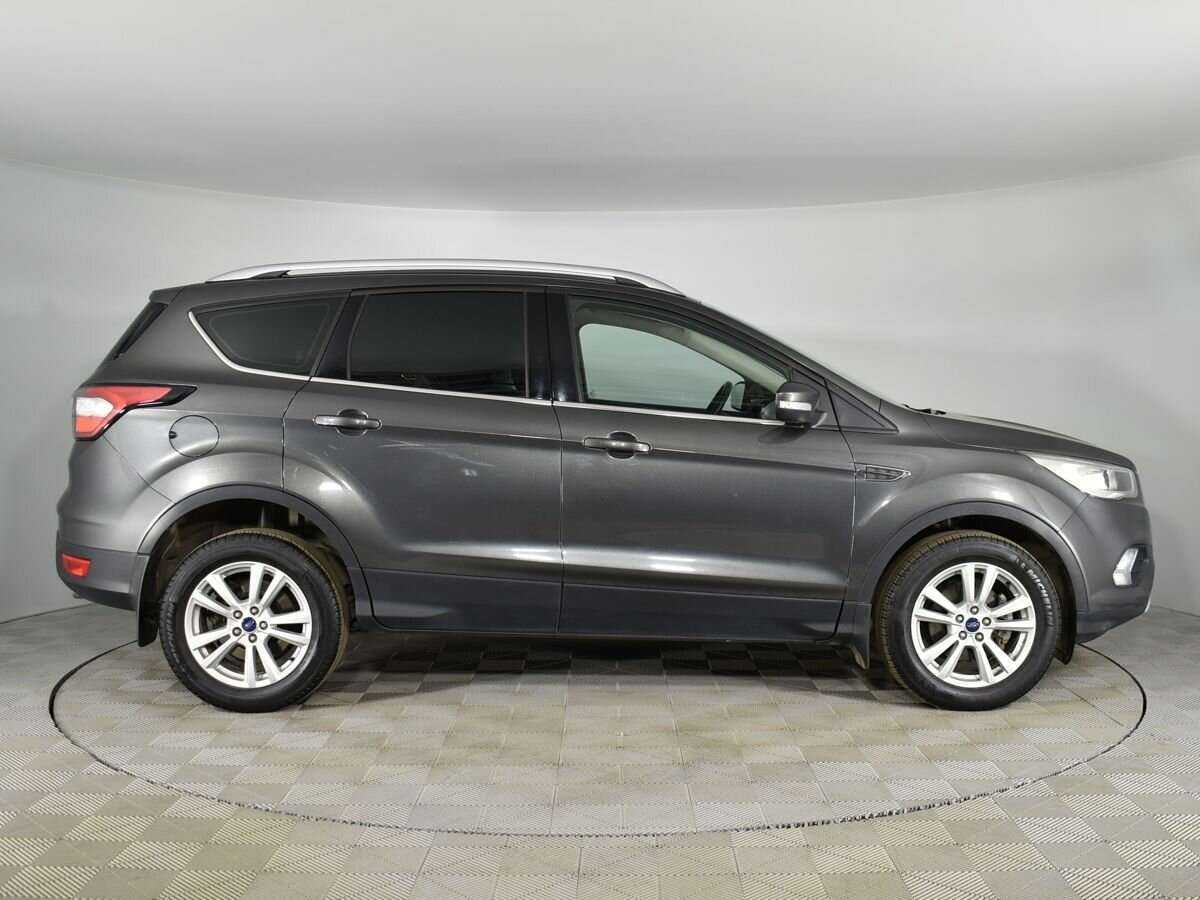 Купить Ford Kuga с пробегом. Фото: #4