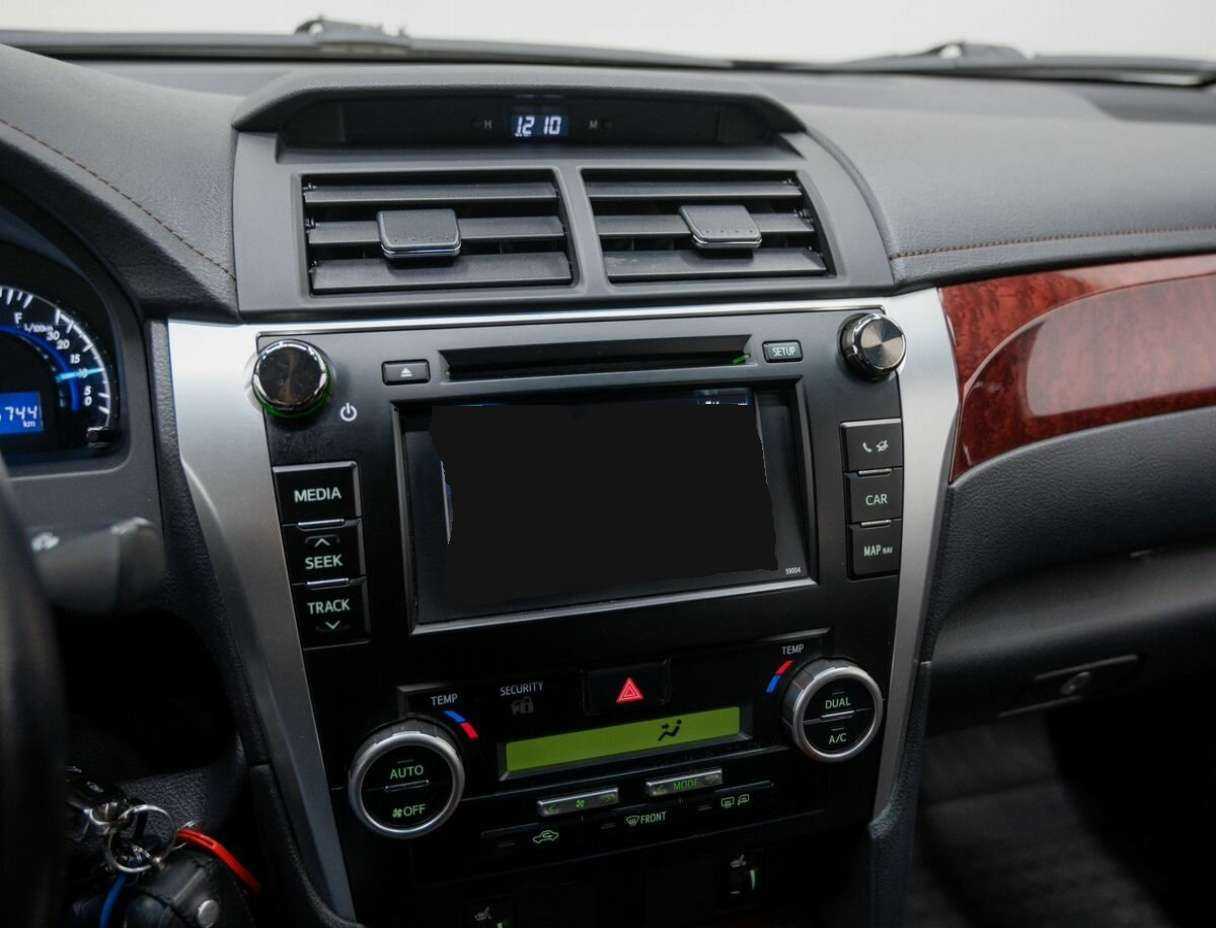 Купить Toyota Camry с пробегом. Фото: #23