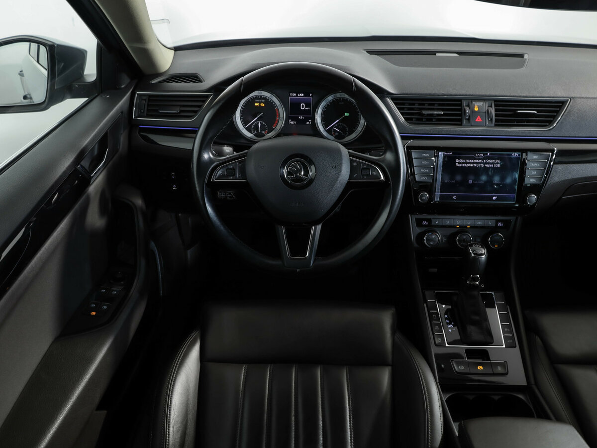 Купить Skoda Superb с пробегом. Фото: #7