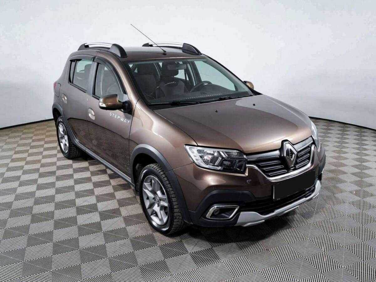 Купить Renault Sandero с пробегом. Фото: #2