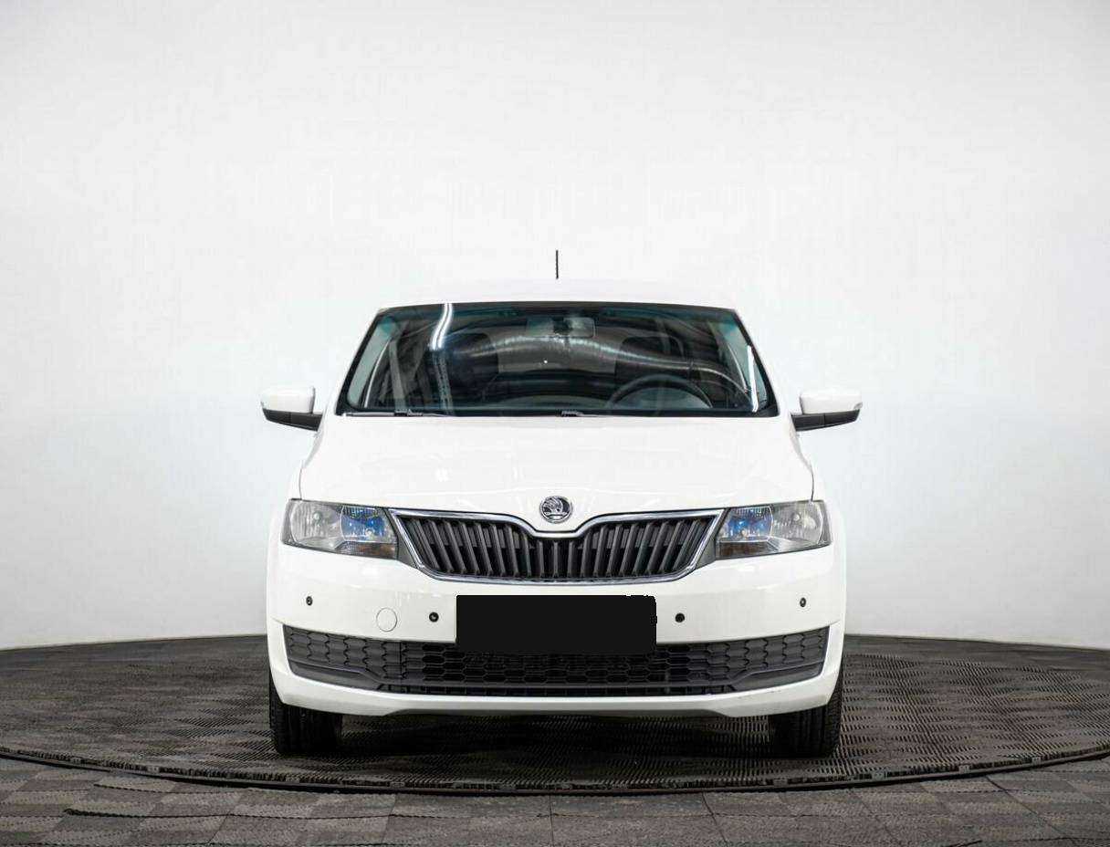 Купить Skoda Rapid с пробегом. Фото: #1